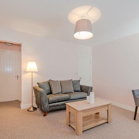 Cannock Hotel Apartments ภายนอก รูปภาพ